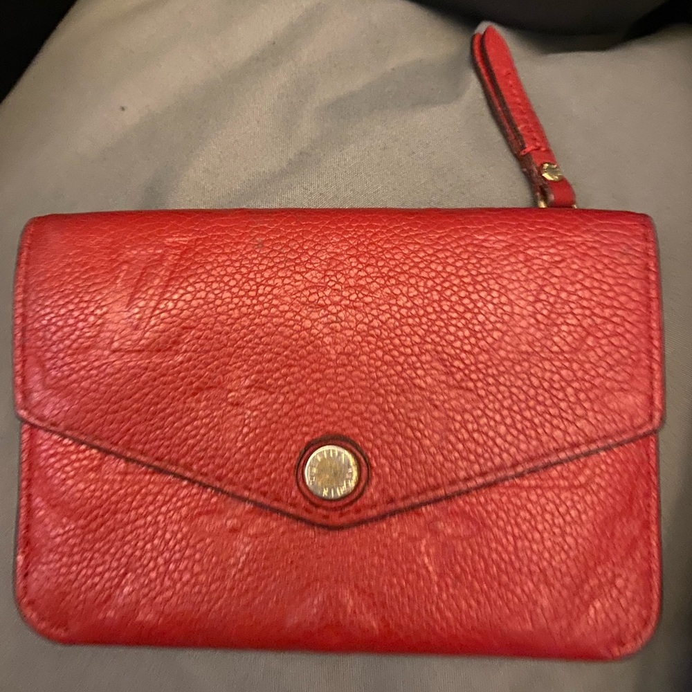 LOUIS VUITTON
Key Pouch Empreinte Leather Wallet Noir